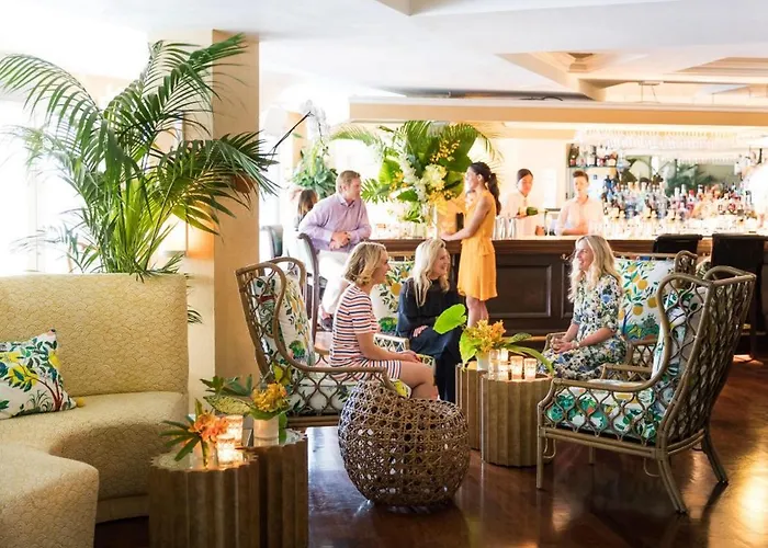 Golf hotel: The Colony Hotel